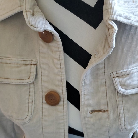 Jacket - Picture 2 of 6